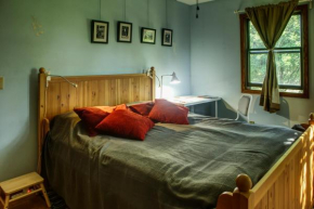 Comfortable private room in Wooster